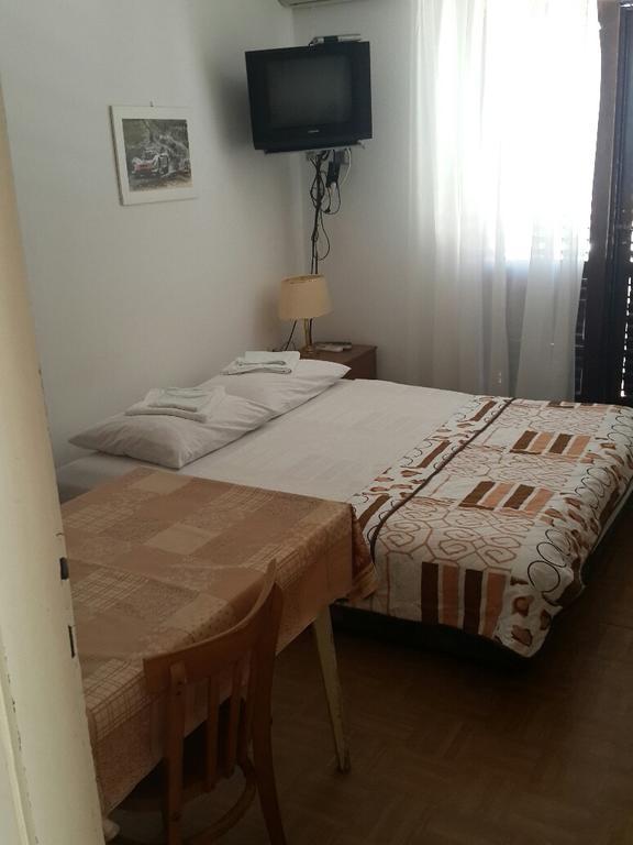 Apartments Andus Sveti Stefan Extérieur photo